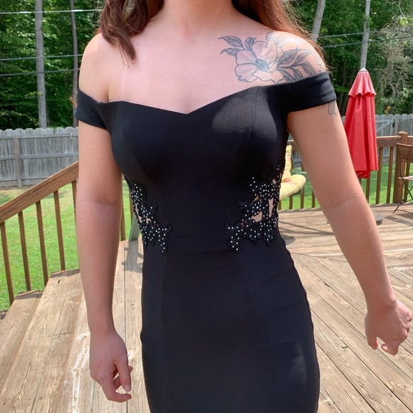 Blondie formal dress - Picture 9 of 9